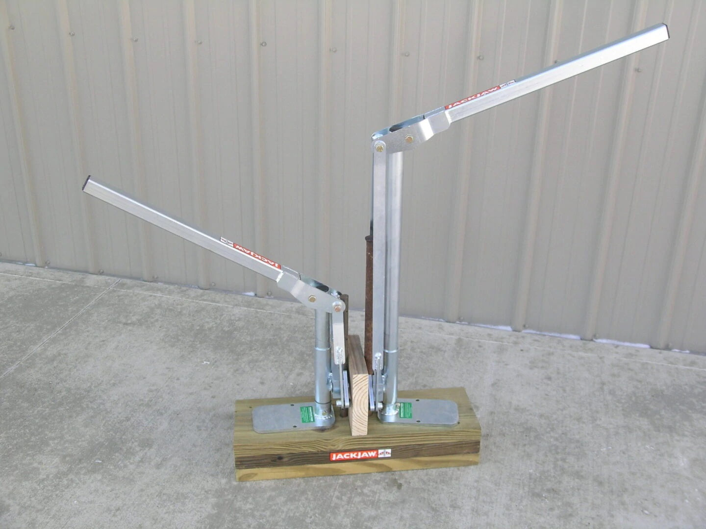 What Is A Stake Puller And How Do They Work?